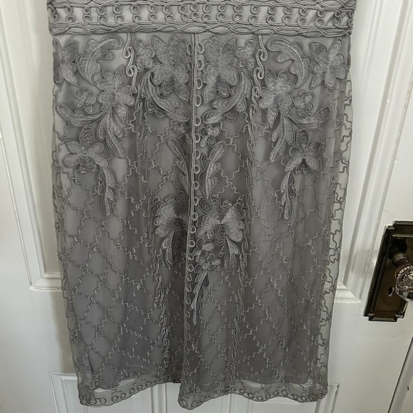 Sue Wong Platinum Embroidered Mesh Overlay Cocktail Dress Women's Size 6 - Picture 7 of 9
